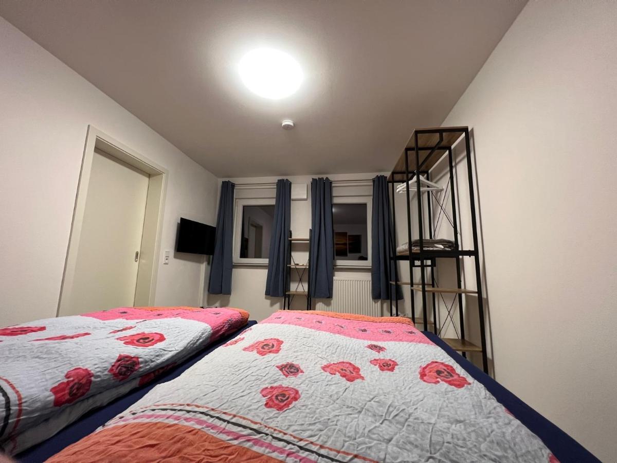 Ferienwohnung Raiffeisenstrasse -Gross- โอเบิร์นบวร์ก อัม มาน ภายนอก รูปภาพ